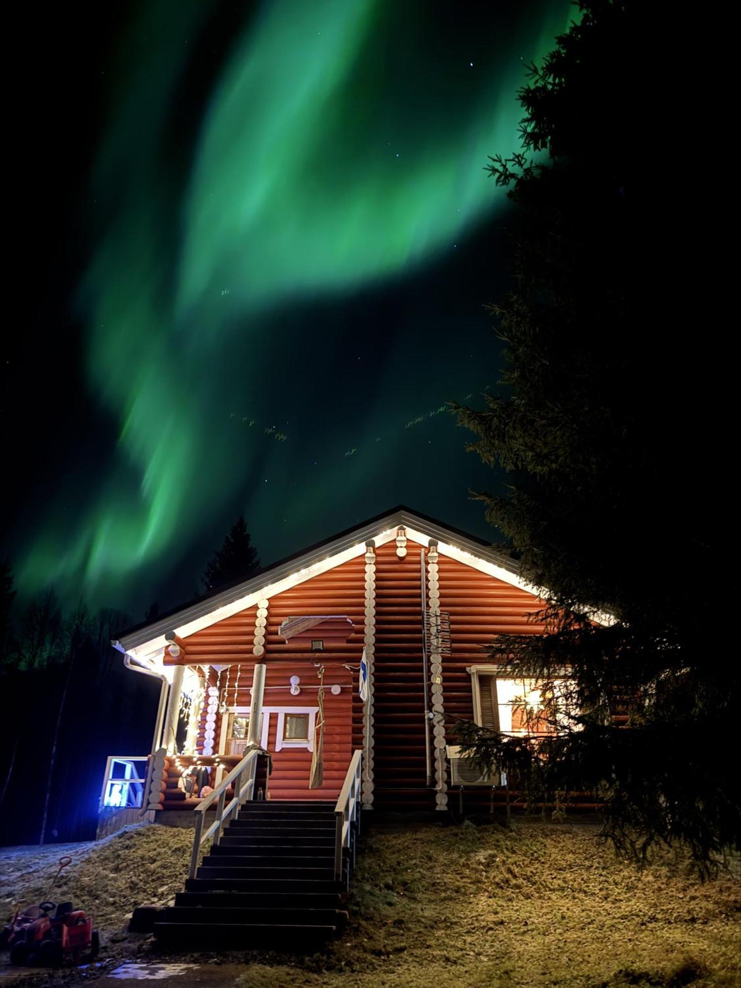 Lapin Villa Hiisi Joen Rannalla Ranua Exteriér fotografie