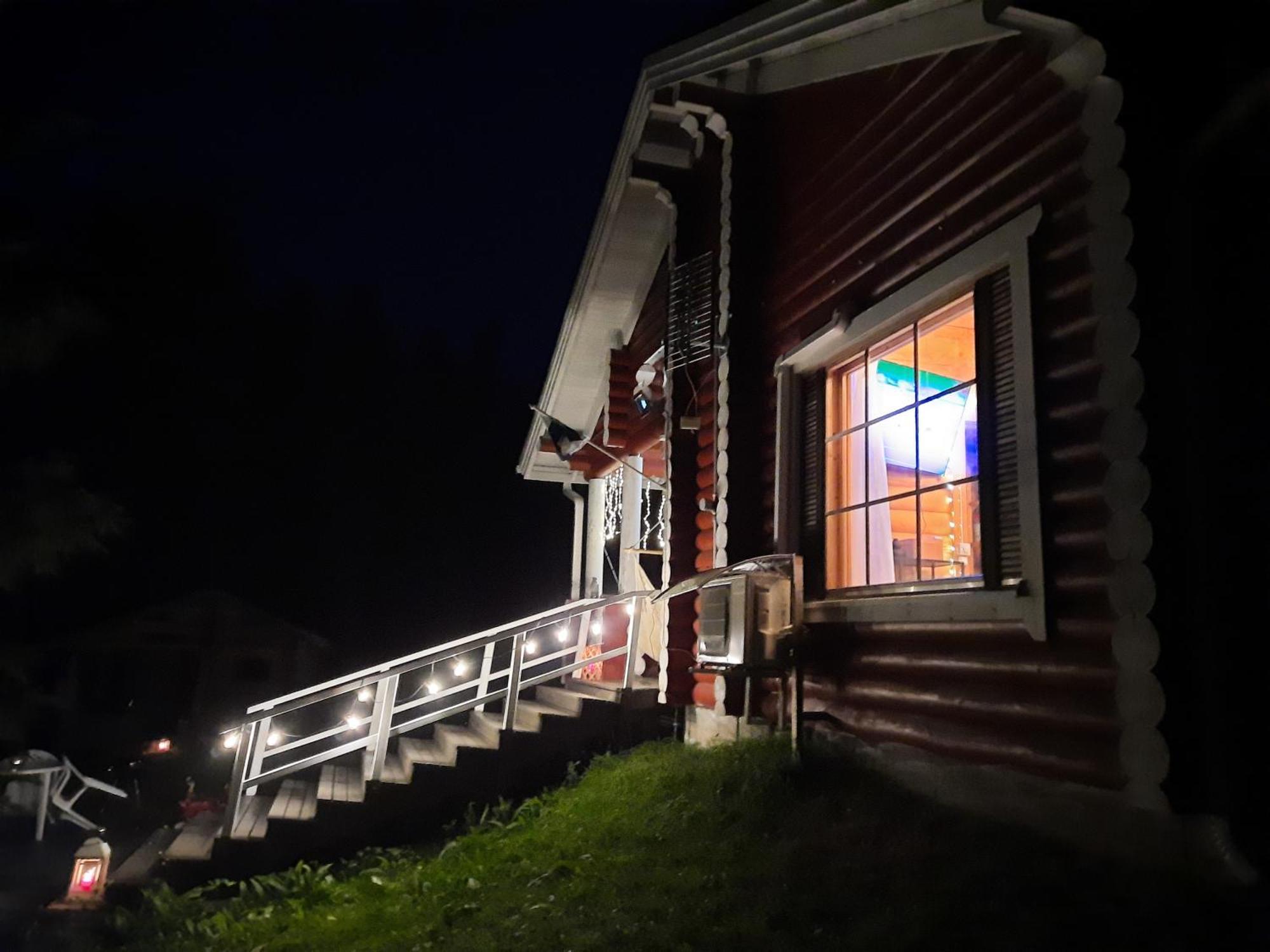 Lapin Villa Hiisi Joen Rannalla Ranua Exteriér fotografie