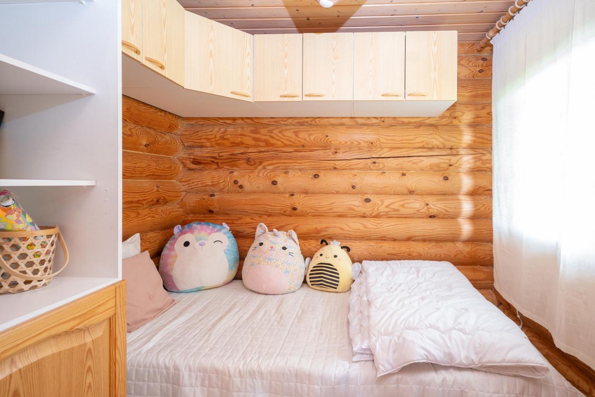 Lapin Villa Hiisi Joen Rannalla Ranua Exteriér fotografie