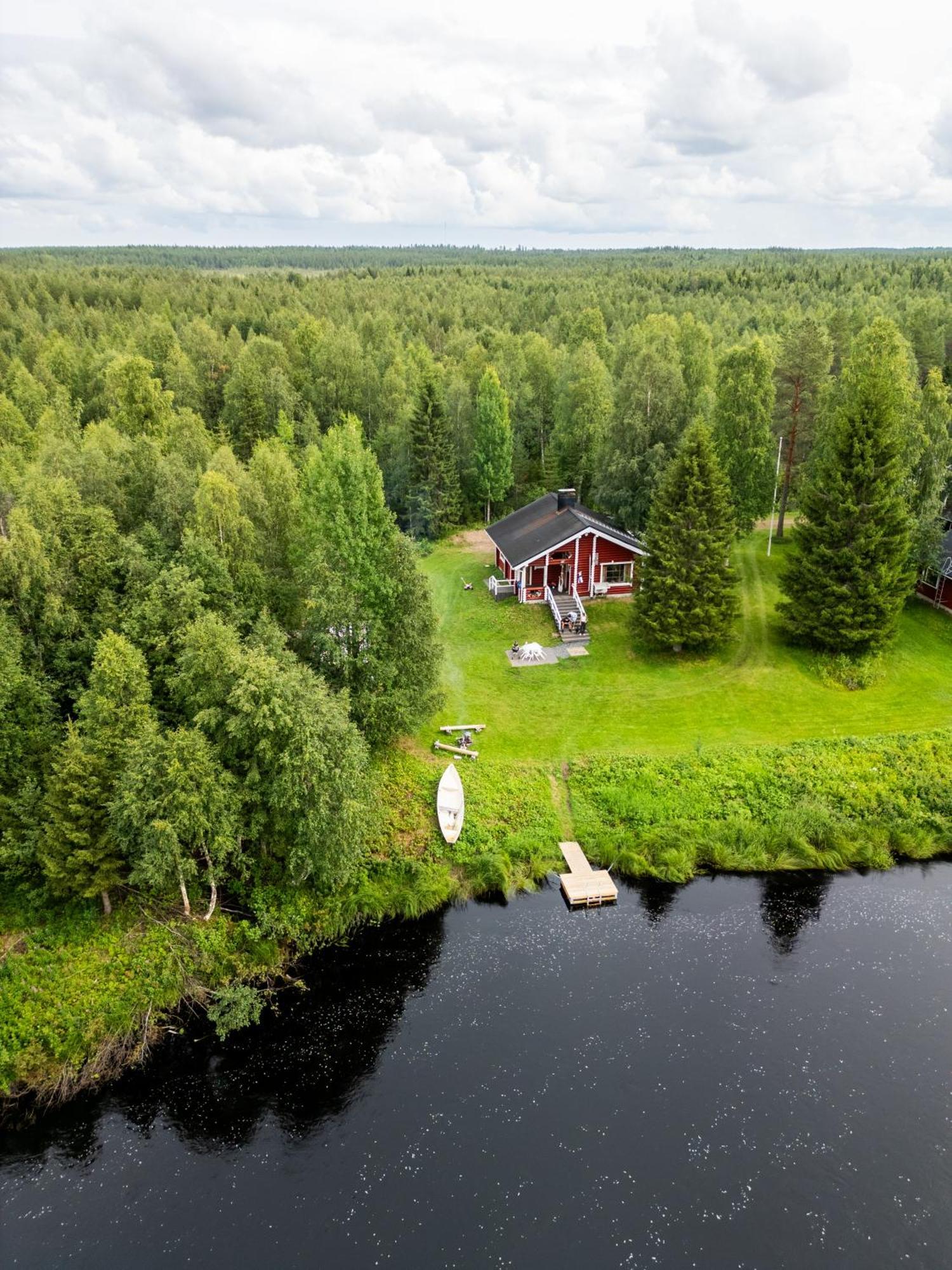 Lapin Villa Hiisi Joen Rannalla Ranua Exteriér fotografie