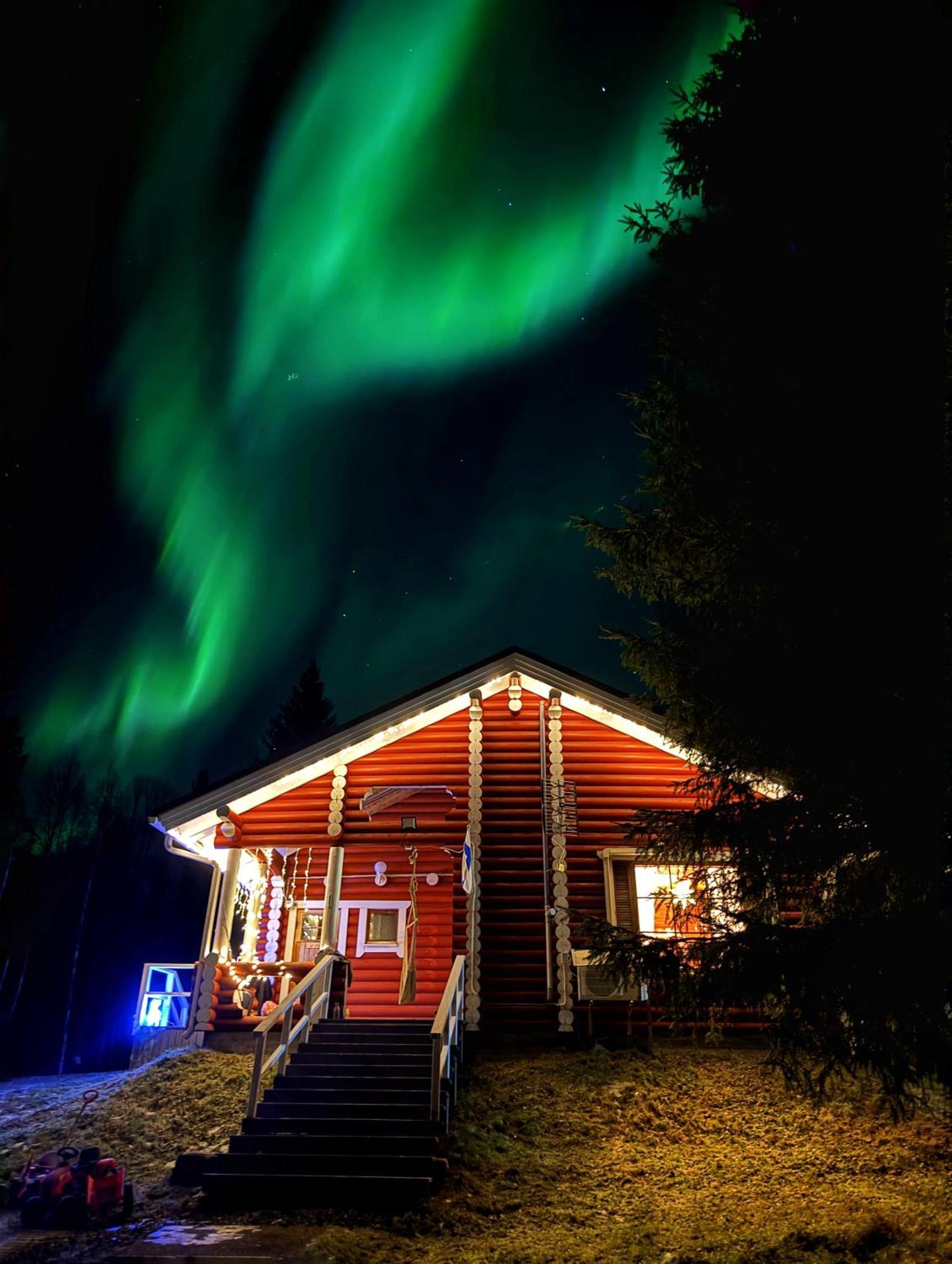 Lapin Villa Hiisi Joen Rannalla Ranua Exteriér fotografie
